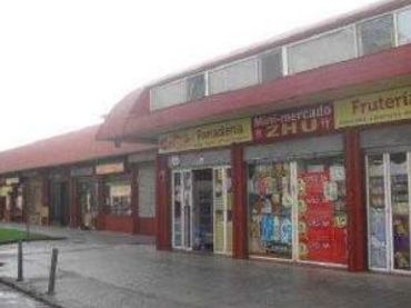 Local comercial en venda a Alisal - San Román