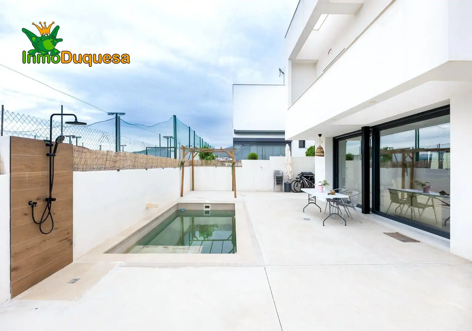 Chalet con piscina en venta en La Zubia Ciudad, imagen 2