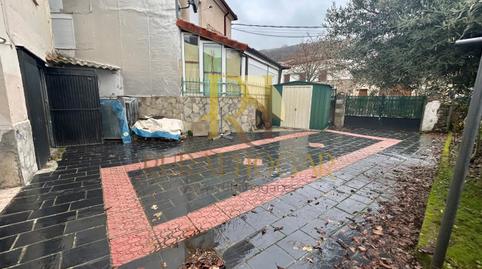 Foto 5 de Casa adosada en venda a Calle Real, 33, Boñar, León