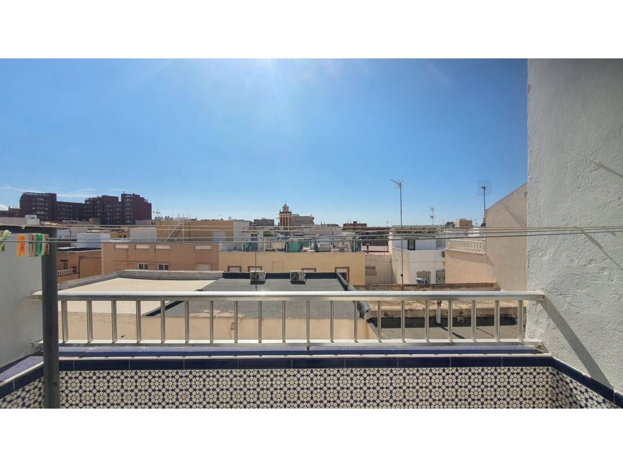 Vista exterior de Pis en venda en  Almería Capital amb Terrassa