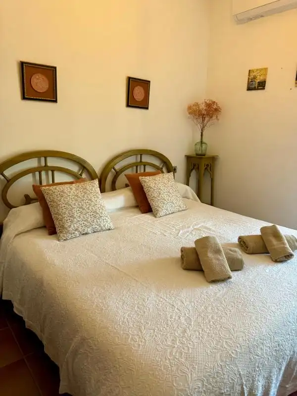Bedroom of Houses for sale in Torre de Juan Abad  with Air Conditioner, Heating and Private garden