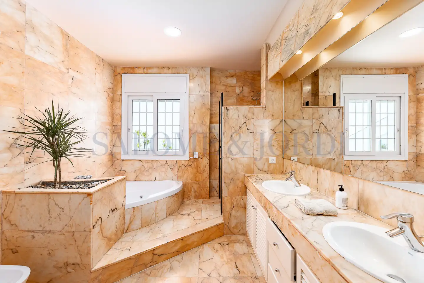 Baño de Casa o chalet en venta en Cabrils con Aire acondicionado, Calefacción y Jardín privado