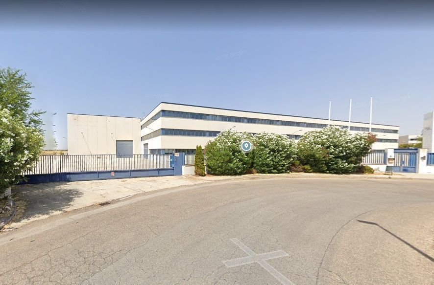 Exterior view of Industrial buildings for sale in Alcalá de Henares