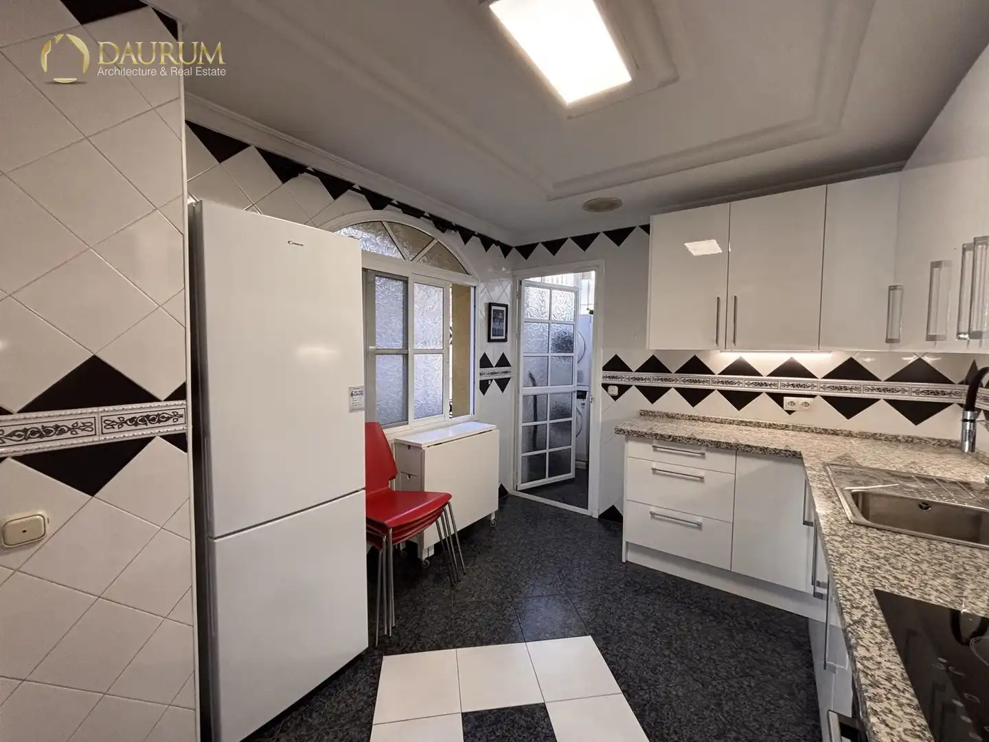 Cocina de Casa o chalet en venta en Alhaurín de la Torre con Aire acondicionado, Terraza y Trastero