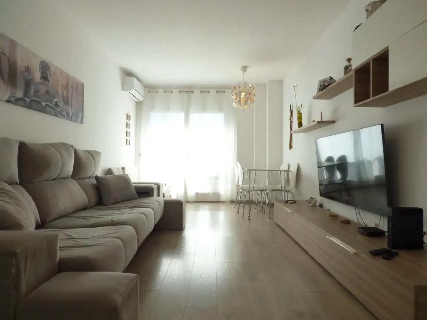 Sala de estar de Piso en venta en Salt con Aire acondicionado, Calefacción y Terraza