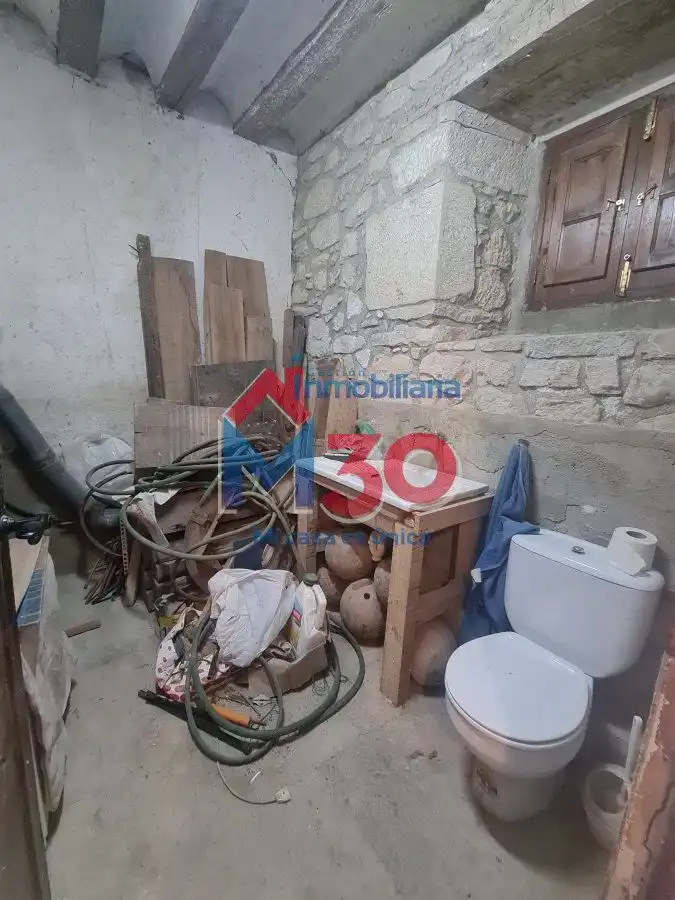 Houses for sale in Miranda de Ebro  with Heating