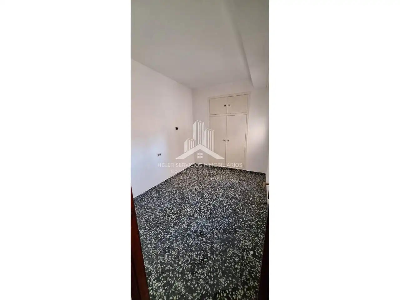Wohnungen zum Verkauf in Avenida Cedre, Piscinas