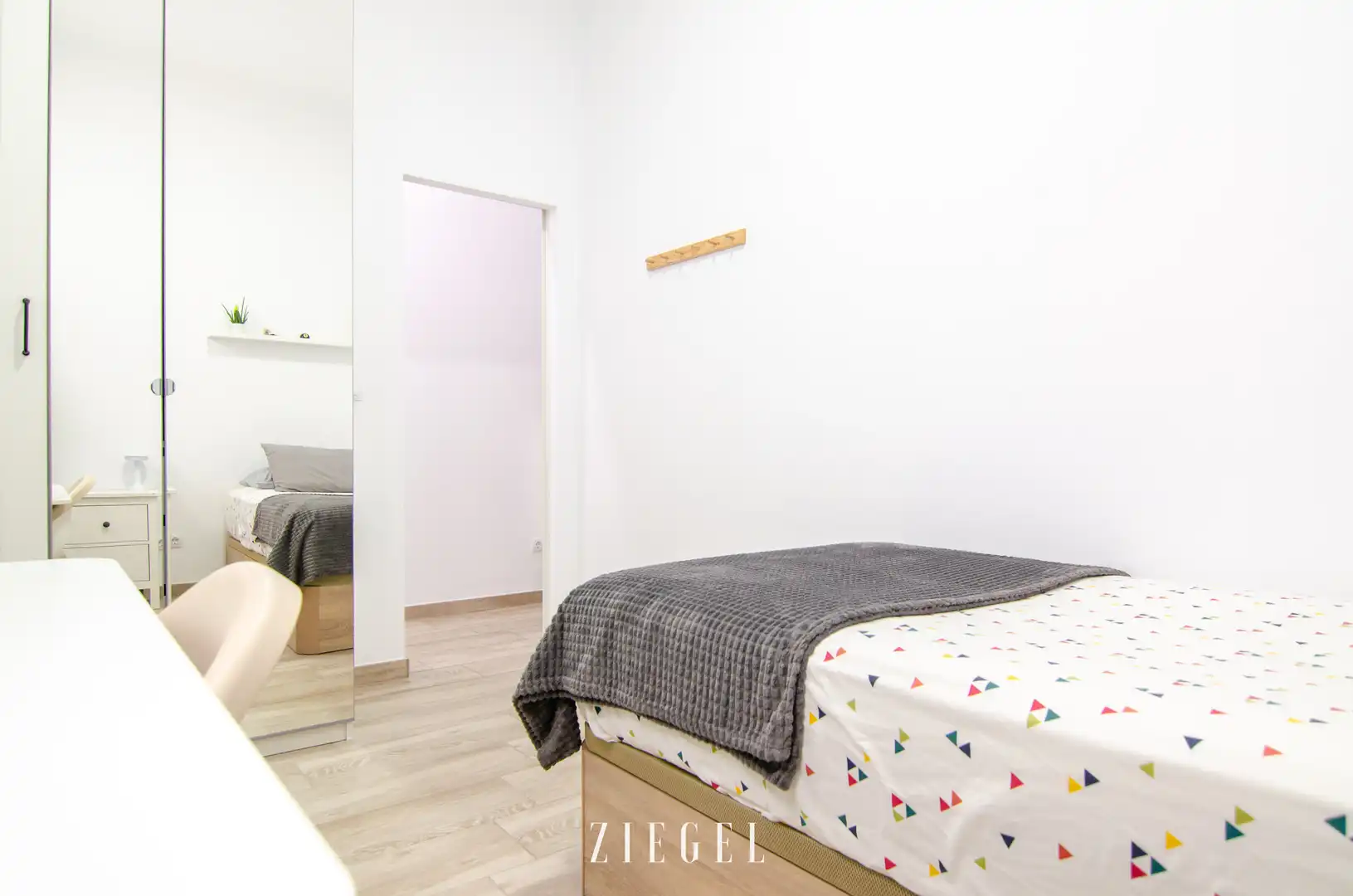 Bedroom of Flat for sale in Las Palmas de Gran Canaria  with Terrace, Storage room and Furnished