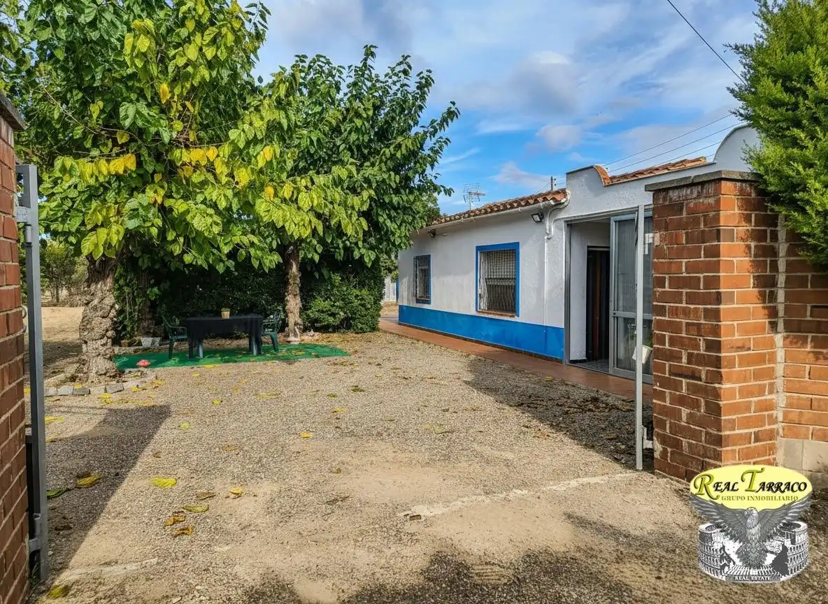 Country house with pool for sale in Migjorn, imagen 9