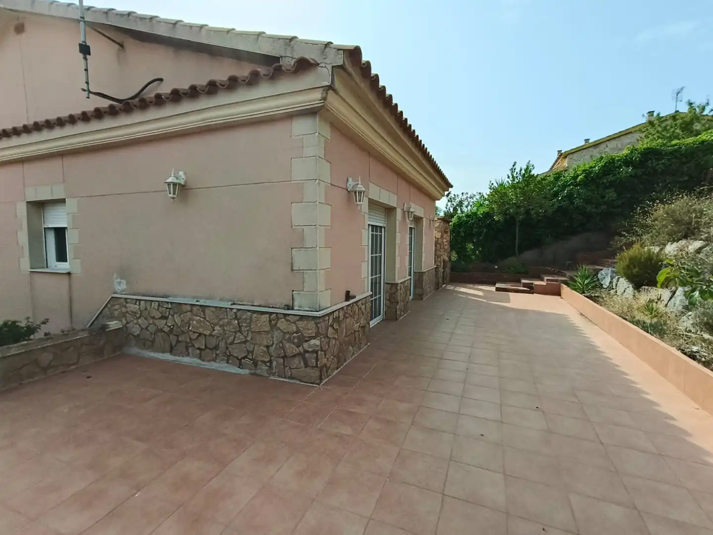 Terrassa de Casa o xalet en venda en Calella amb Calefacció, Jardí privat i Terrassa