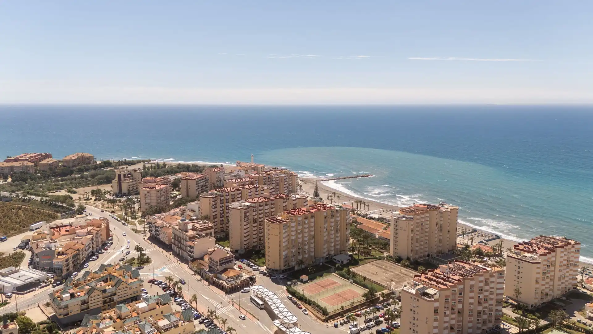 Vista exterior de Àtic en venda en Torrox amb Terrassa