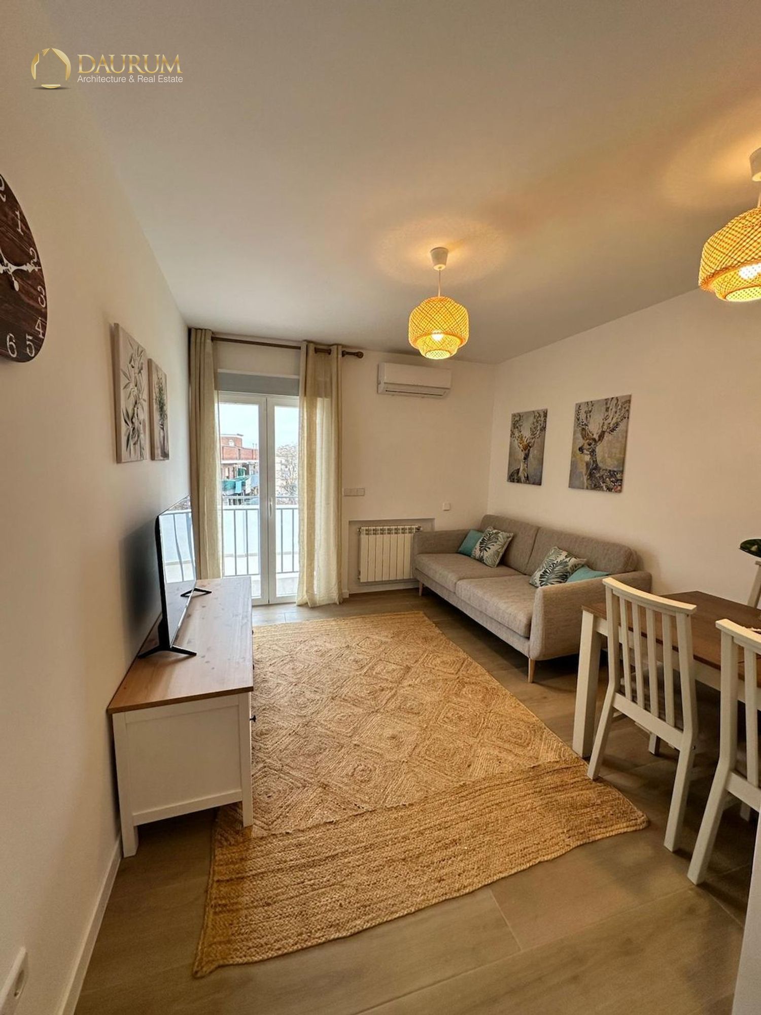 Living room of Flat for sale in  Madrid Capital  with Air Conditioner, Heating and Terrace