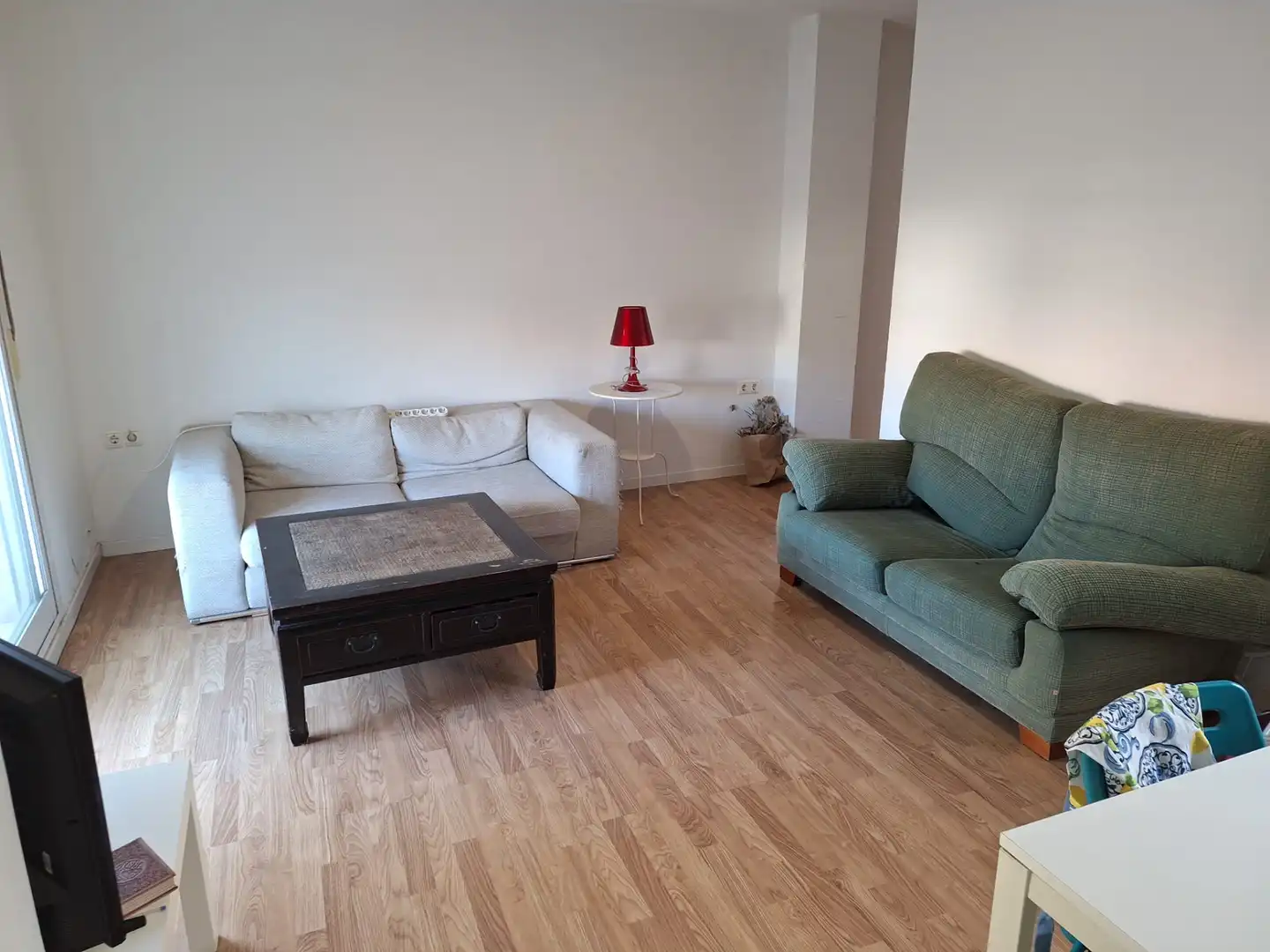 Living room of Flat for sale in San Vicente del Raspeig / Sant Vicent del Raspeig  with Parquet flooring, Terrace and Furnished