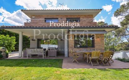 Jardí de Casa o xalet en venda en Sant Cugat del Vallès amb Aire condicionat, Terrassa i Piscina