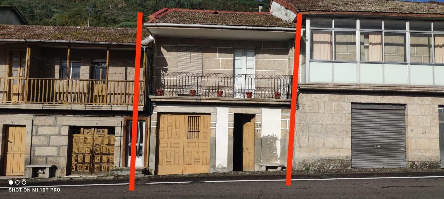 Exterior view of Country house for sale in Cenlle  with Terrace