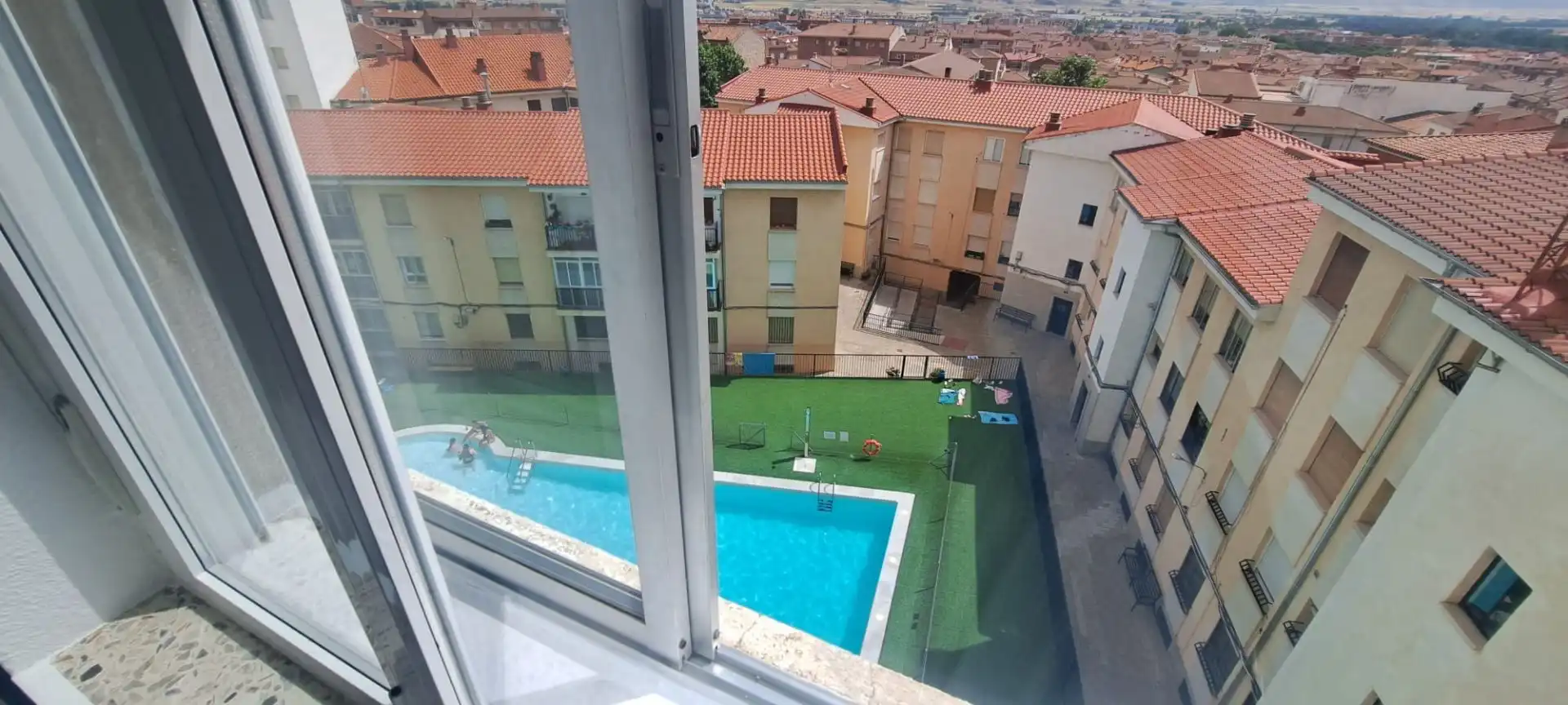 Piso de alquiler en DEAN CASTOR ROBLEDO, 8, Sur