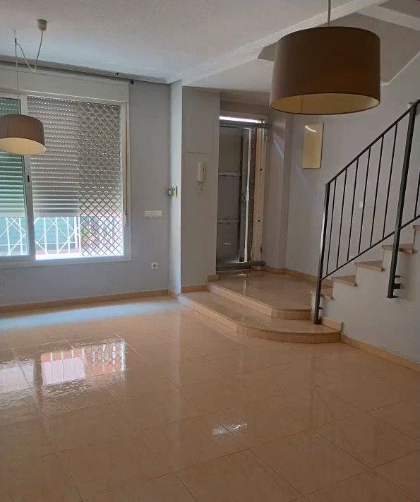 Single-family semi-detached for sale in La Font d'en Carròs