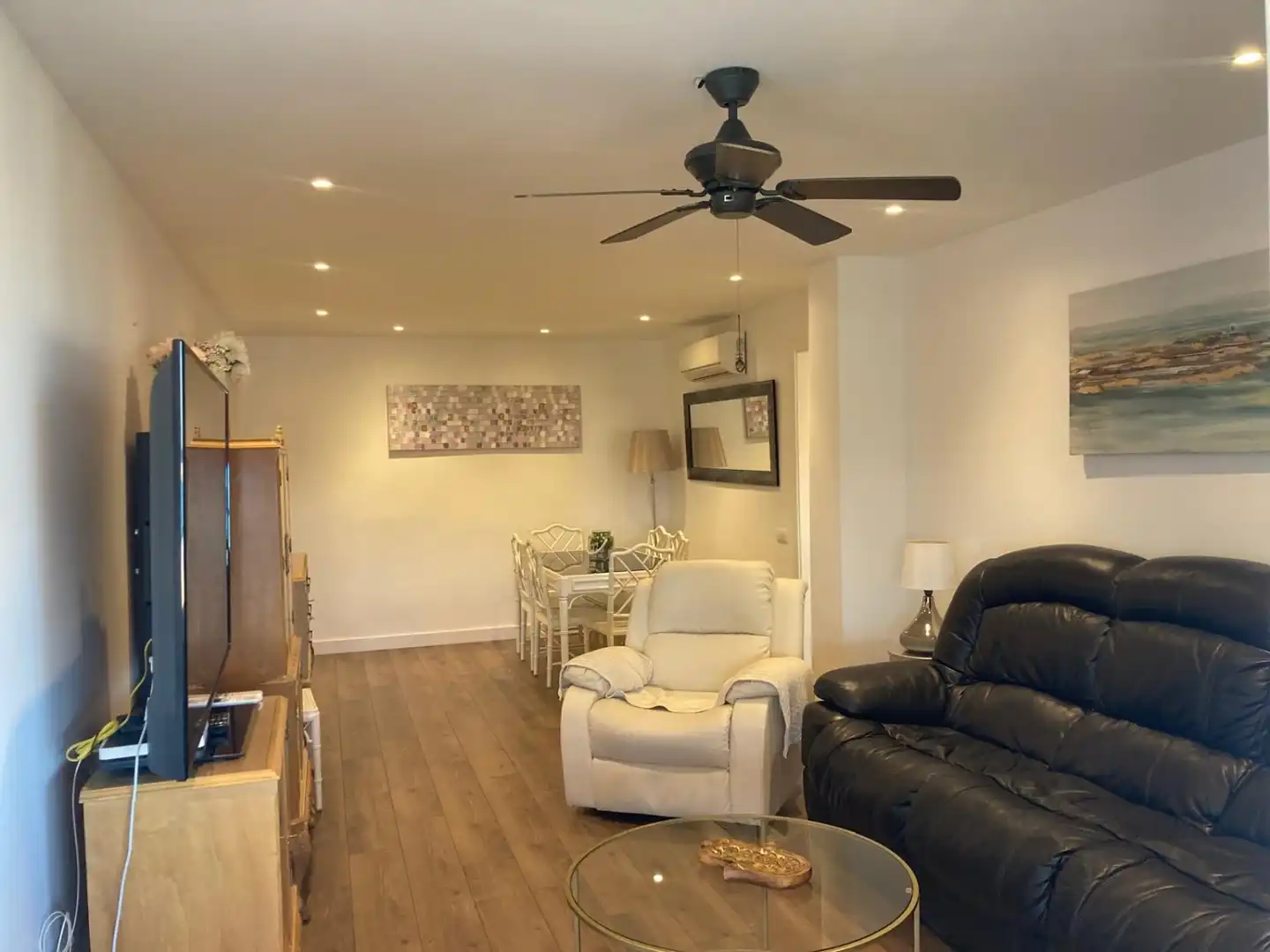 Living room of Flat for rent in Vélez-Málaga  with Air Conditioner, Terrace and Furnished