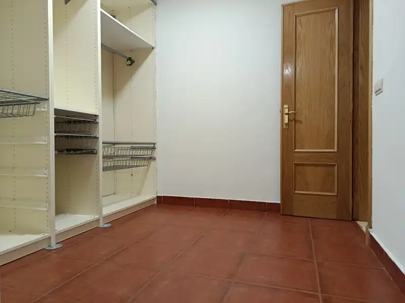 Semi-detached house with pool for sale in Simancas, imagen 80