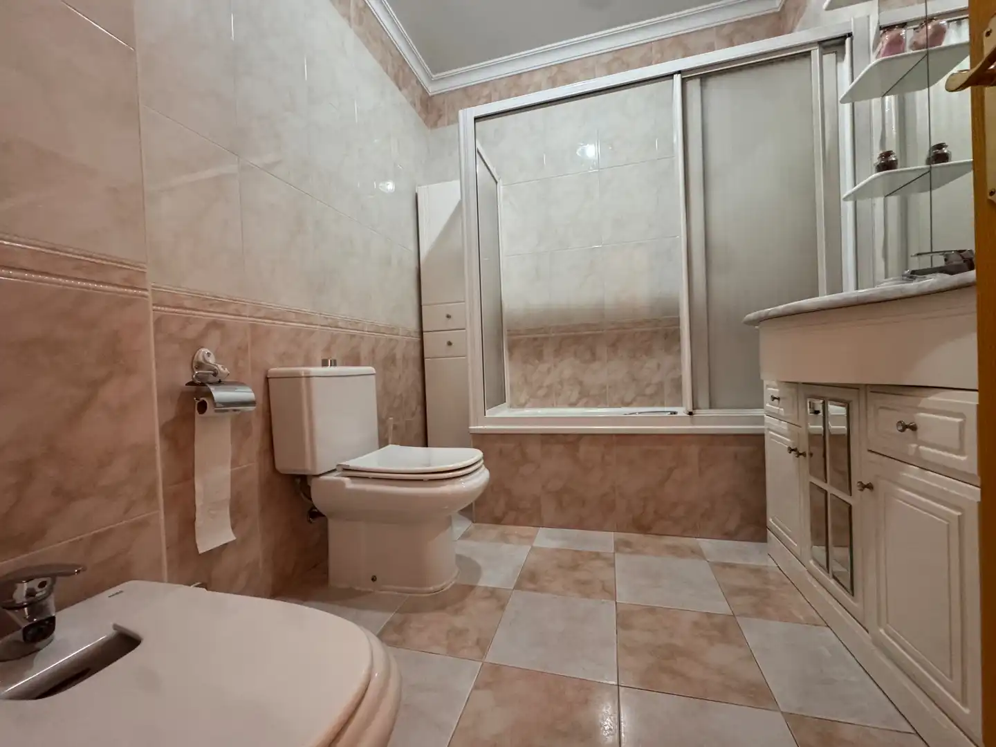 Baño de Piso en venta en Cehegín con Aire acondicionado, Calefacción y Terraza