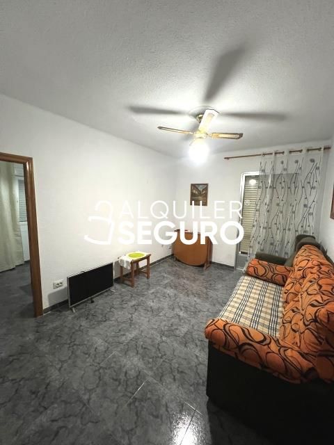 Bedroom of Flat to rent in  Madrid Capital  with Heating, Terrace and Furnished