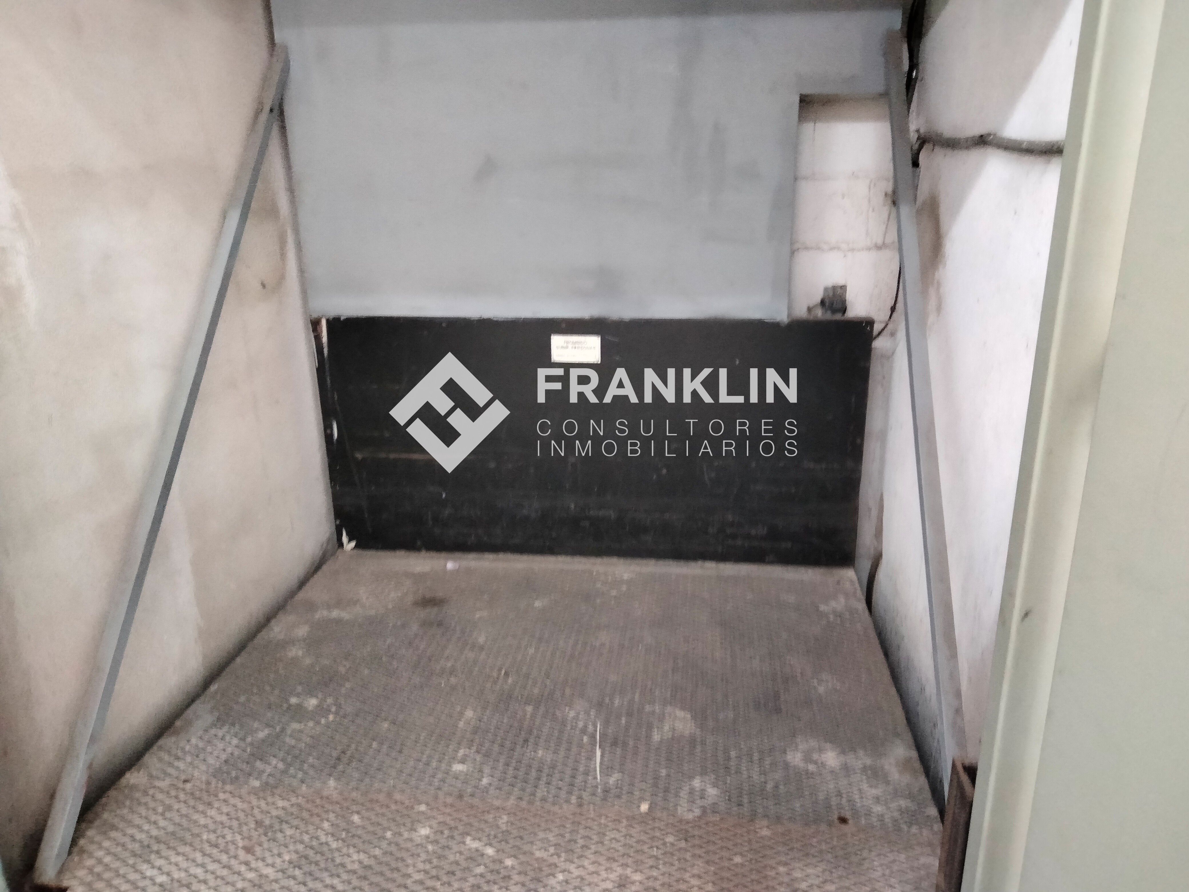 Parking de Nave industrial en venta en Pineda de Mar con Alarma