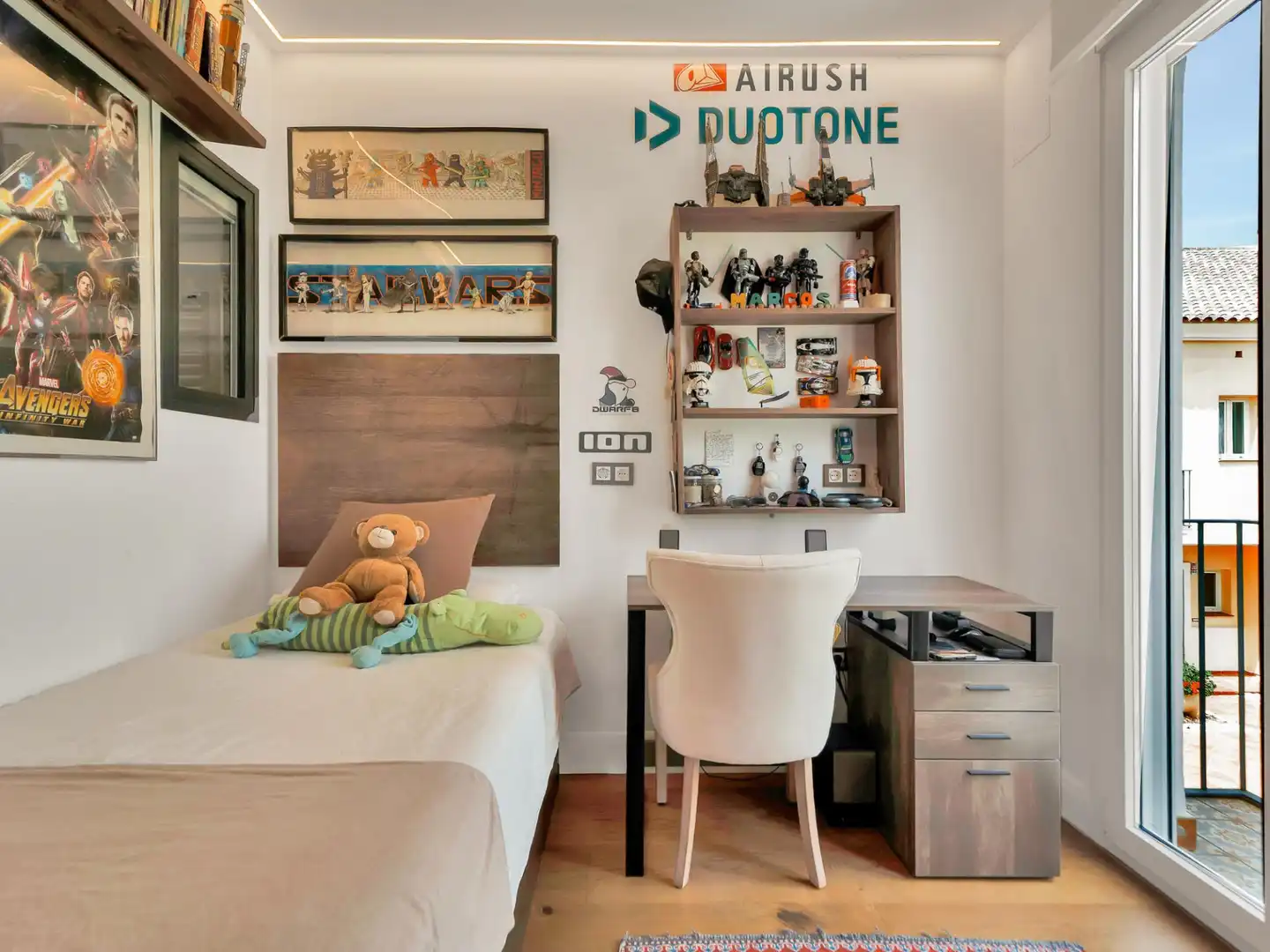 Bedroom of Detached homes for sale in Marbella  with Private garden, Alarm and Community pool