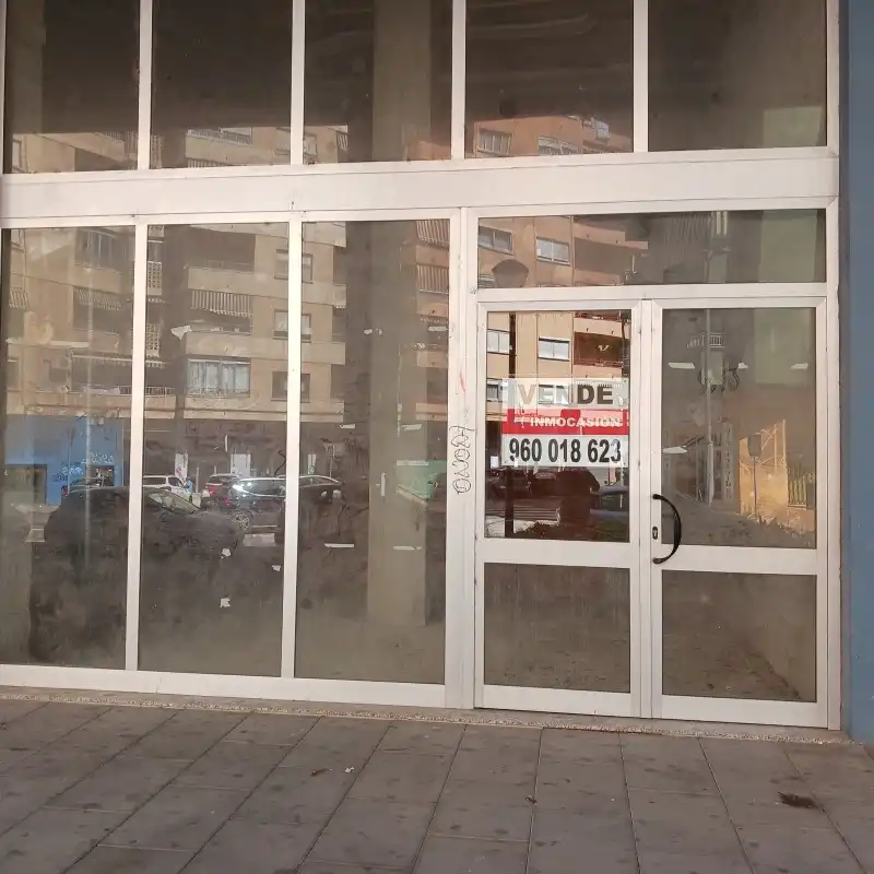 Local comercial en venta en Carrer Ferrocarril d'Alcoi, imagen 3