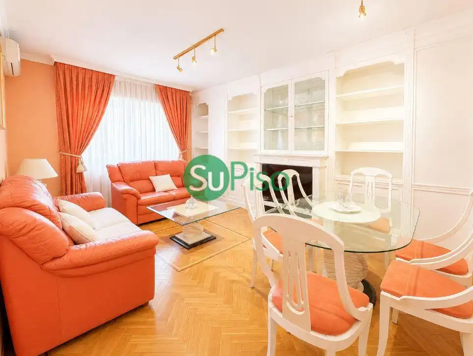 Sala de estar de Piso en venta en Madrid con Aire acondicionado, Calefacción y Parquet