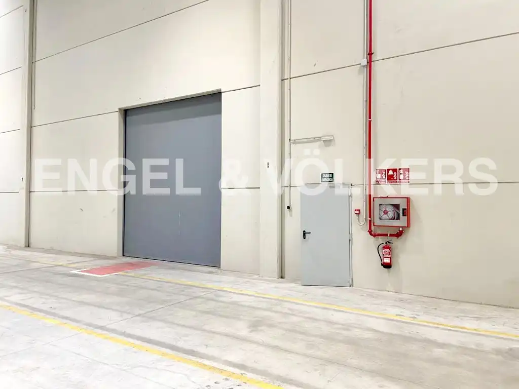 Fabrikhallen zur Miete in Martorell