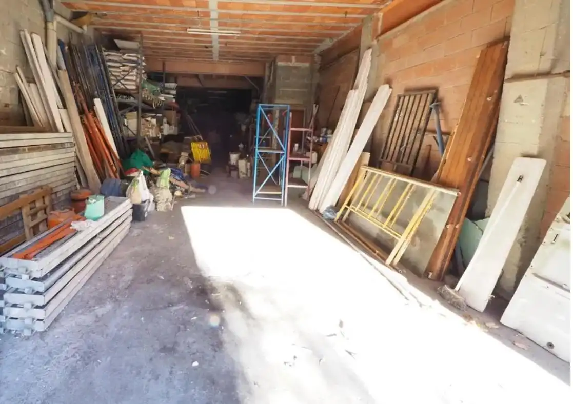Local comercial en venta en Sant Cebrià de Vallalta, imagen 2
