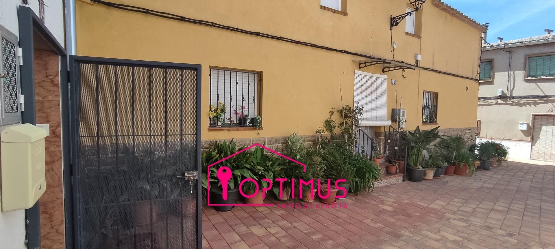Exterior view of Single-family semi-detached for sale in Jarafuel  with Air Conditioner, Terrace and Storage room