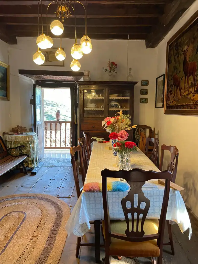 Comedor de Casa adosada en venta en Polaciones con Amueblado, TV y Balcón
