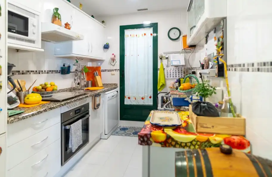 Kitchen of Flat for sale in Benalmádena  with Furnished, Oven and Washing machine