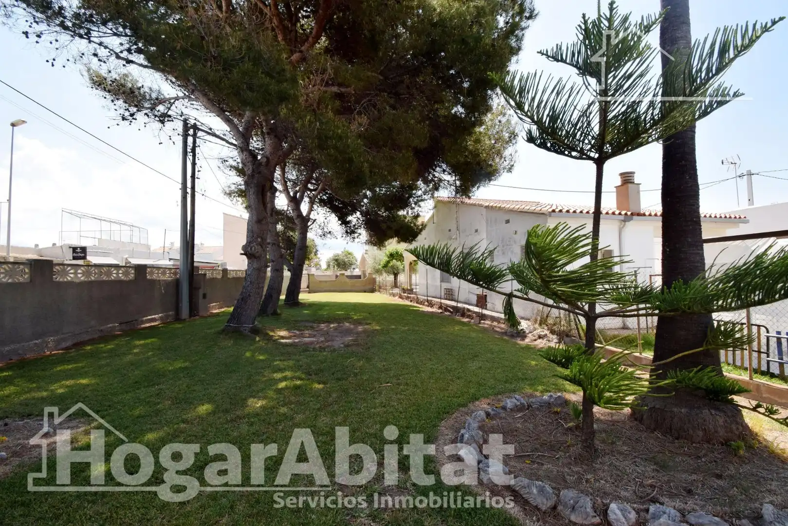 Haus oder Chalet zum Verkauf in Almazora / Almassora mit Privatgarten, Terrasse und Abstellraum
