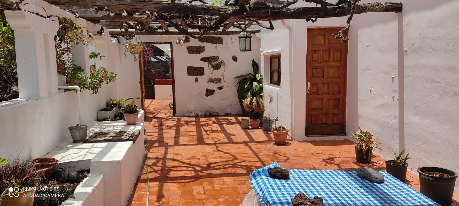 Terrassa de Casa o xalet en venda en Frontera amb Jardí privat