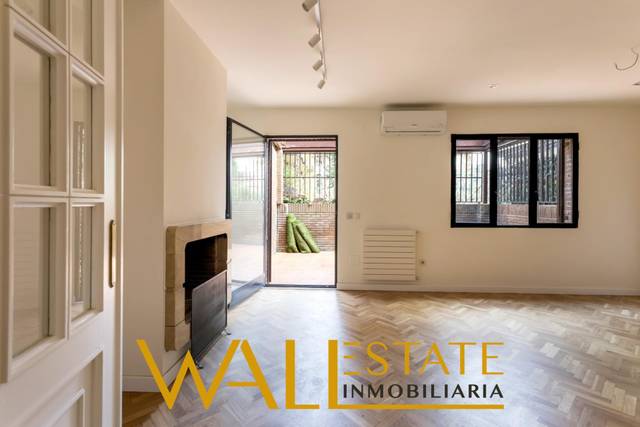 Casa adosada en Alquiler en Colina