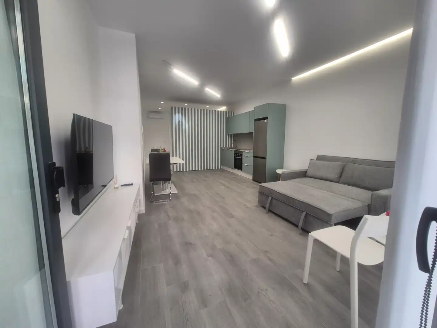 Wohnzimmer von Loft zur Miete in Moncada mit Klimaanlage, Heizung und Möbliert