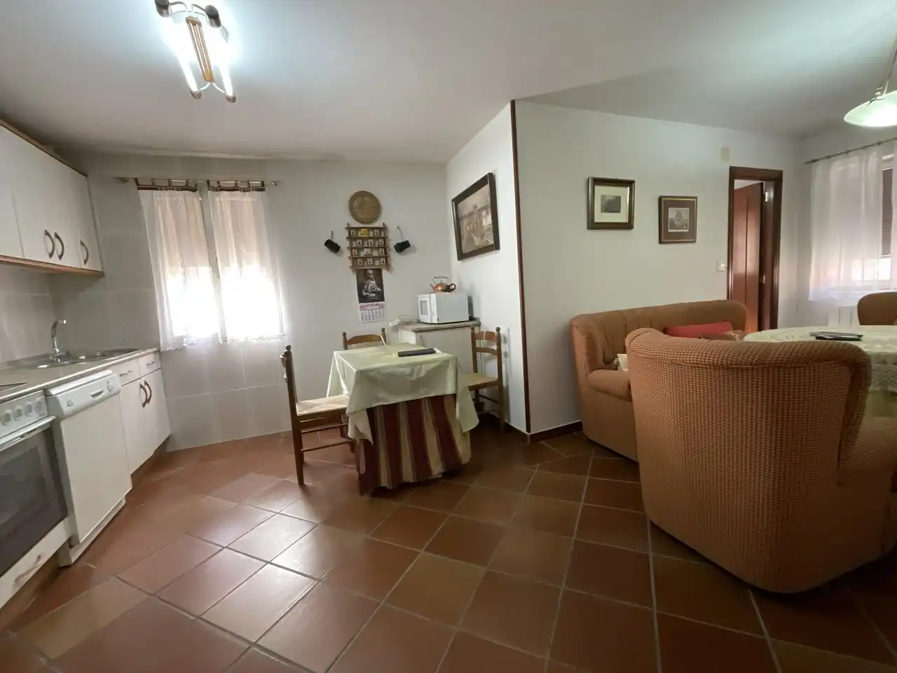 Dining room of Houses for sale in Fresno de Río Tirón  with Heating and Furnished