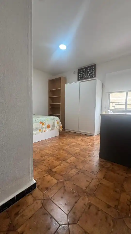 Wohnung zur Miete in Calle Azahar, Cruz Roja