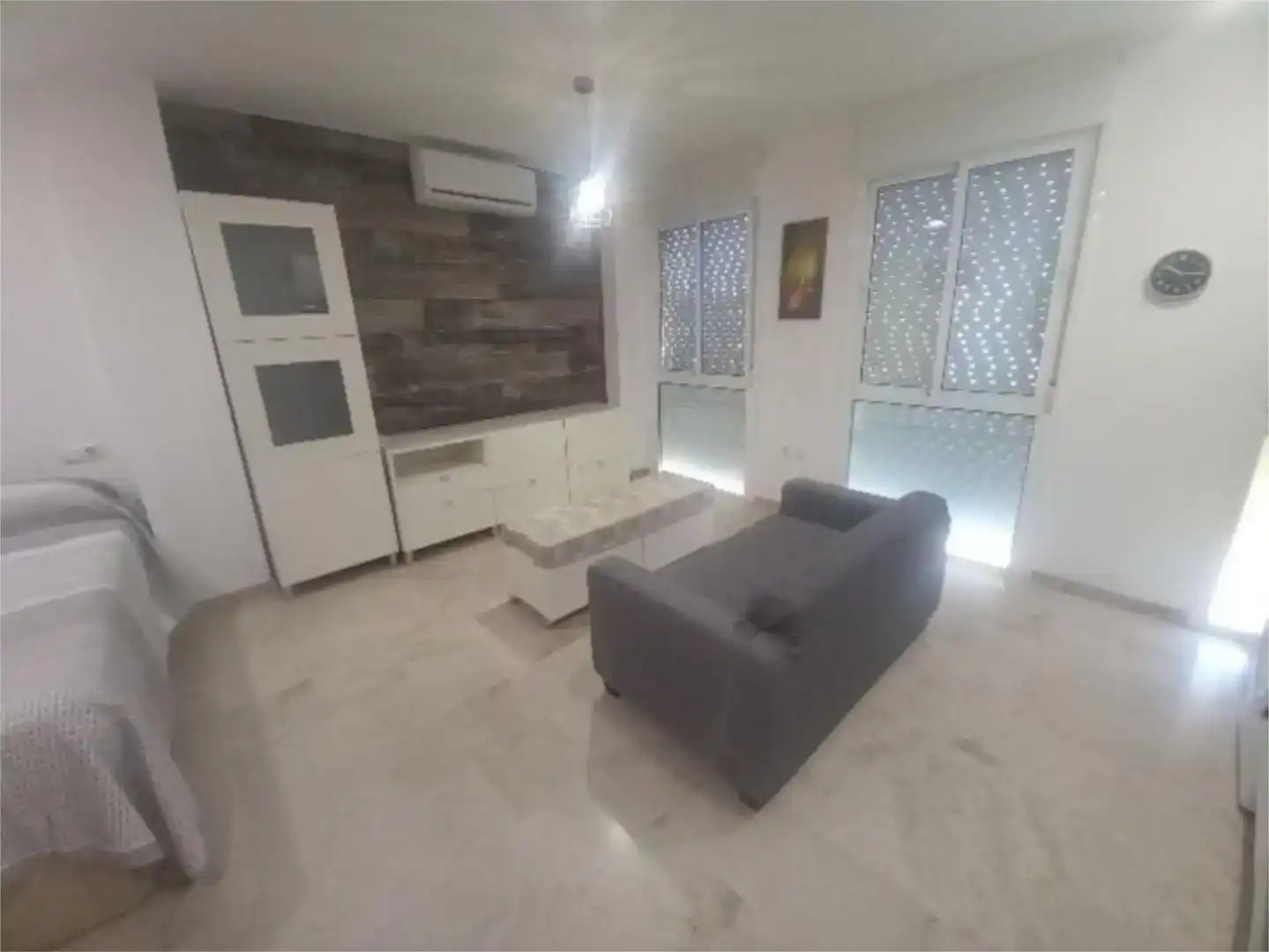 Wohnzimmer von Wohnung zur Miete in Dos Hermanas mit Klimaanlage