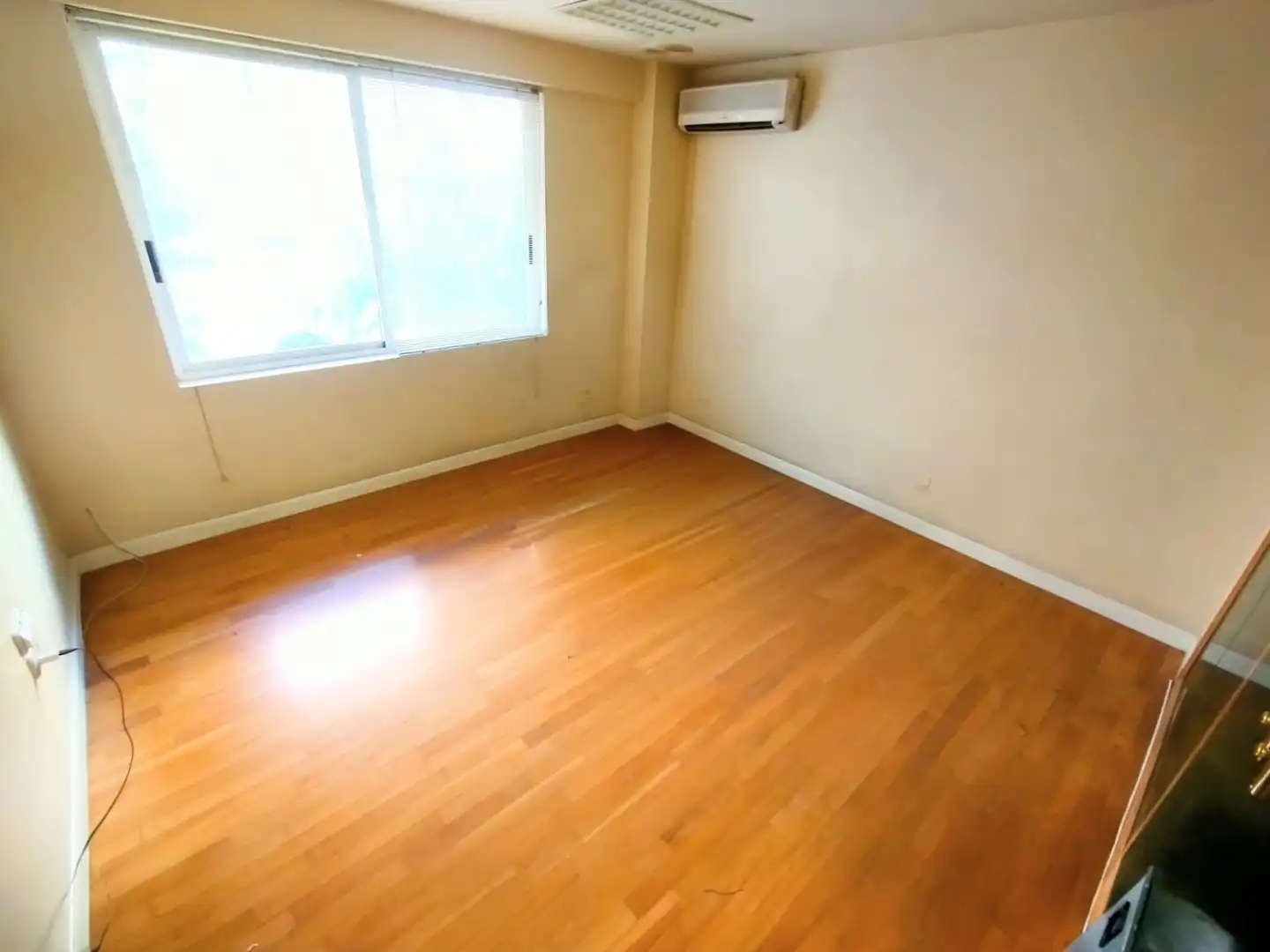 Habitación de Oficina en venta en Murcia con Aire acondicionado y Calefacción