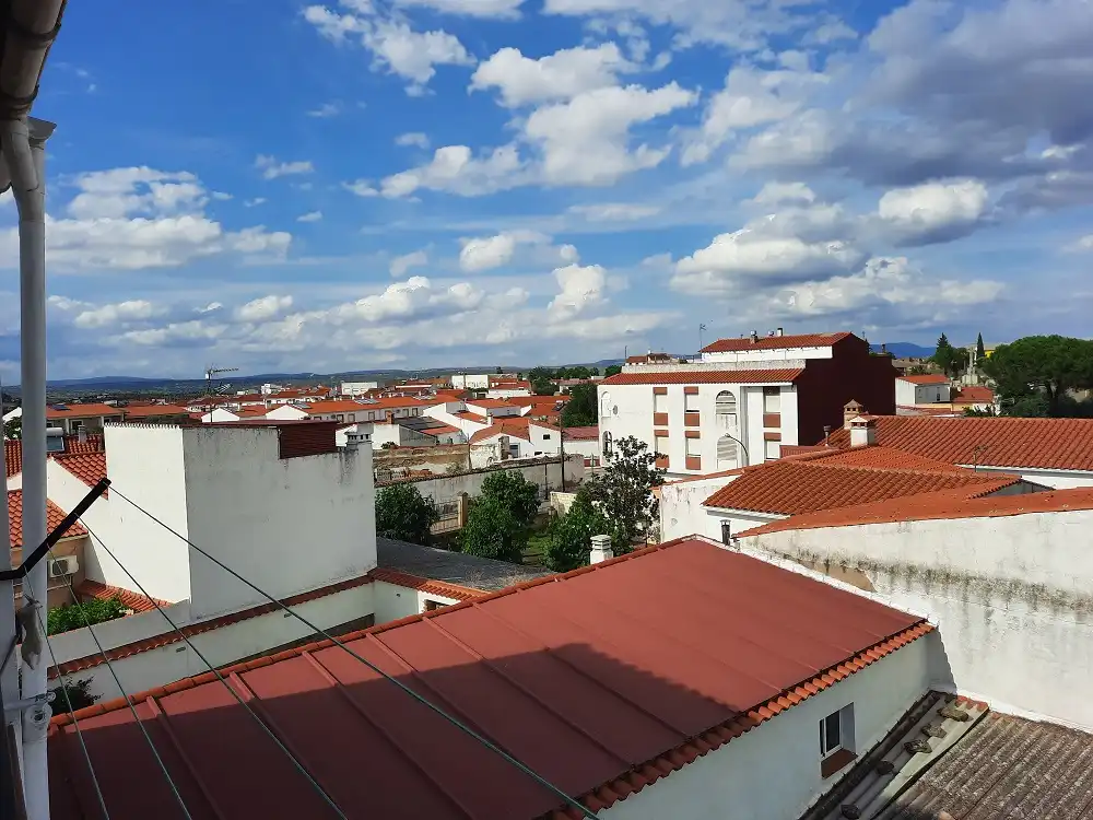 Vista exterior de Edifici en venda en Garrovillas de Alconétar