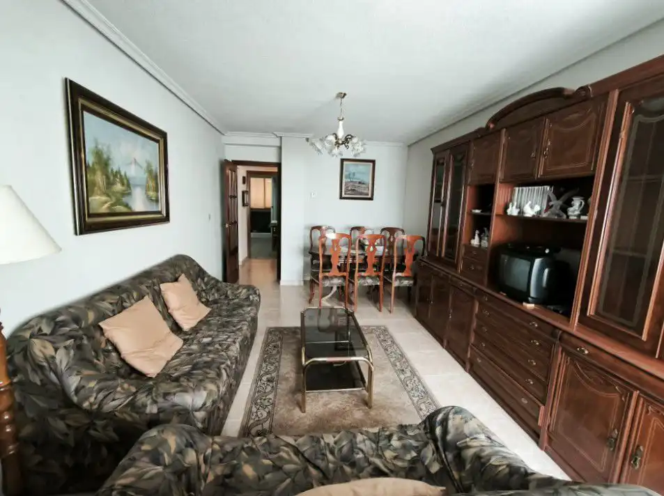 Sala de estar de Piso en venta en Salamanca con Calefacción, Terraza y Trastero