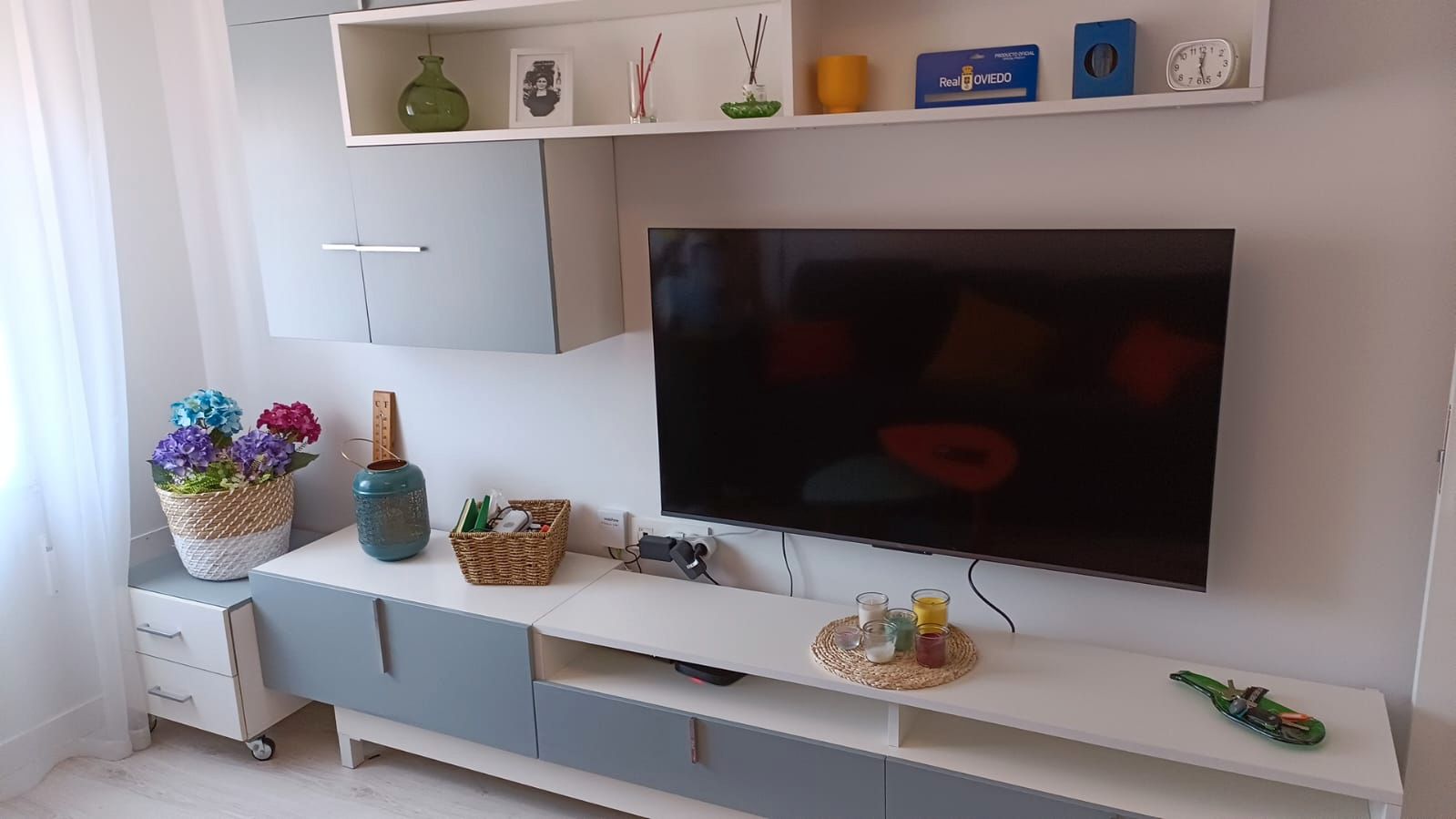 Sala de estar de Piso en venta en Gijón  con Calefacción, Amueblado y Horno