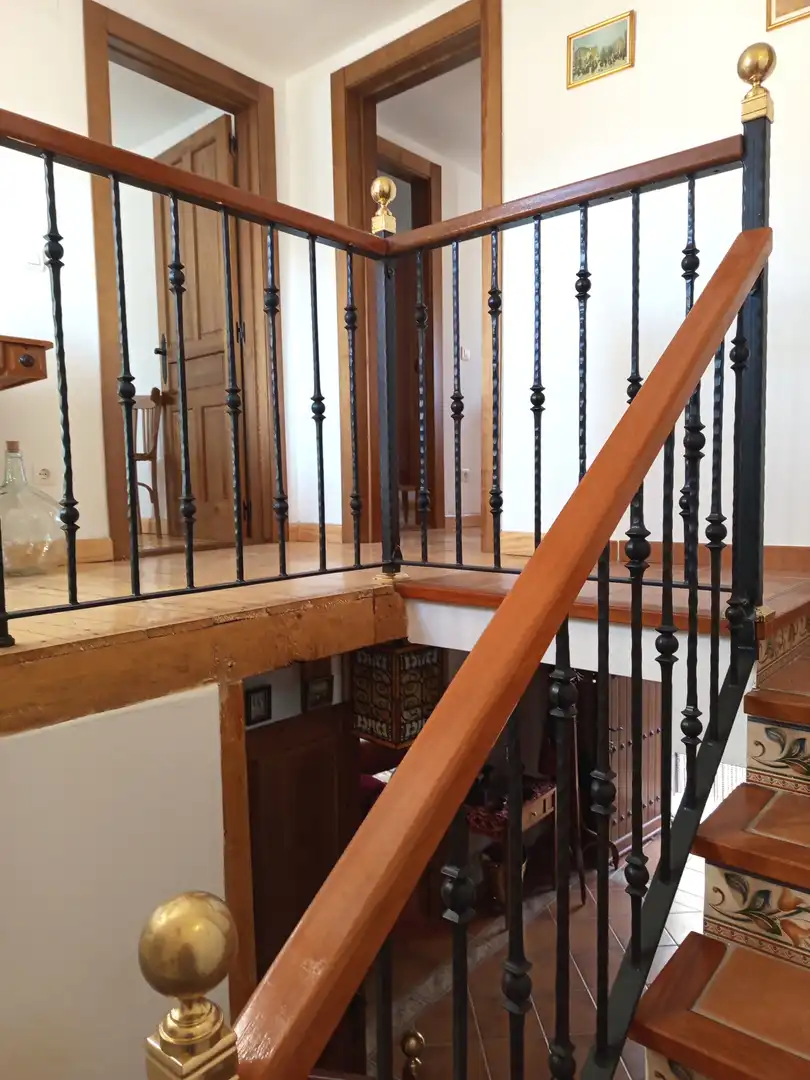 Casa o xalet en venda en Dehesa de Romanos  amb Calefacció, Parquet i Traster