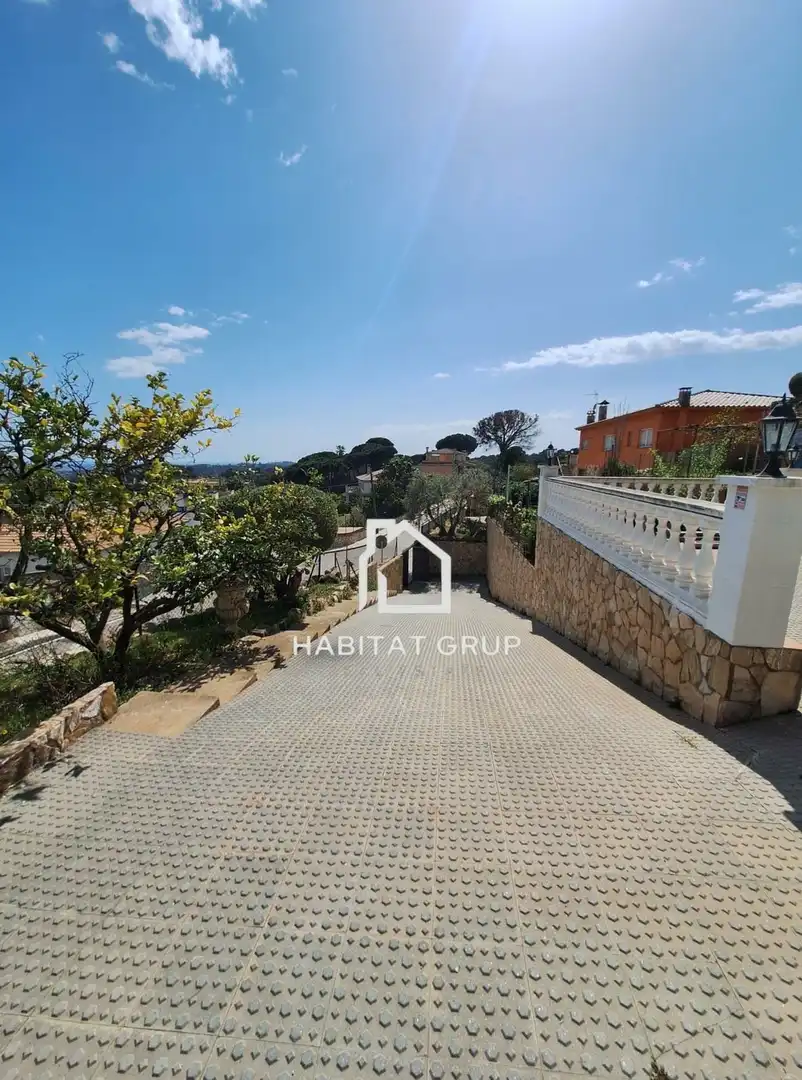 Casa con piscina en venta en Lloret Verd - Els Pinars, imagen 11