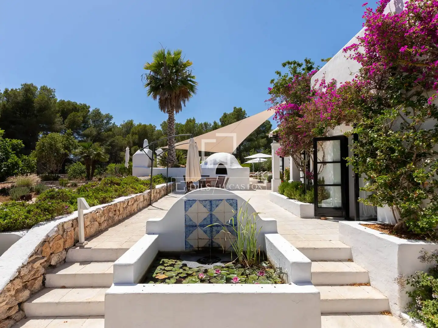 Terrace of Country homes for sale in Santa Eulària des Riu  with Furnished