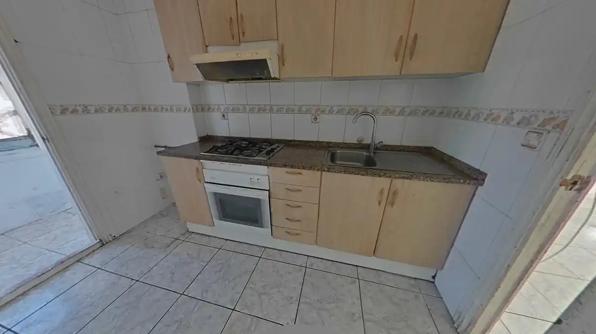 Küche von Wohnung zum Verkauf in Calella mit Balkon