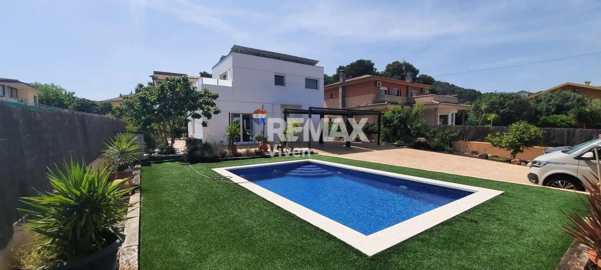 Piscina de Casa o chalet en venta en Canyelles con Aire acondicionado, Calefacción y Jardín privado